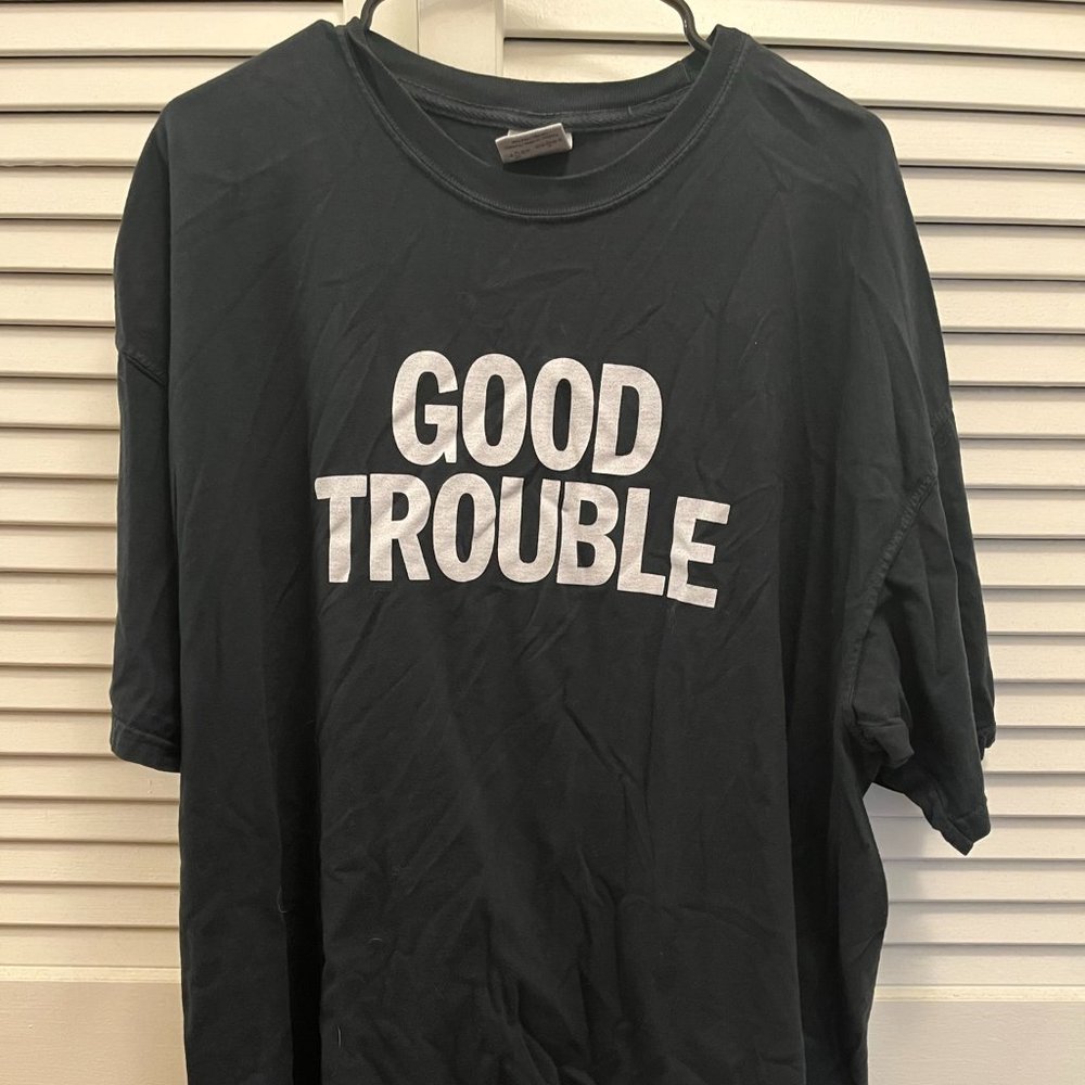 Good Trouble T-shirt, black, plus size